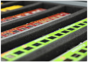 Feldherr Eurobox 60 x 40 cm Set für Modelleisenbahnen - Spur H0 - 8 Fächer - Schaumstoffeinlage zur liegenden Aufbewahrung